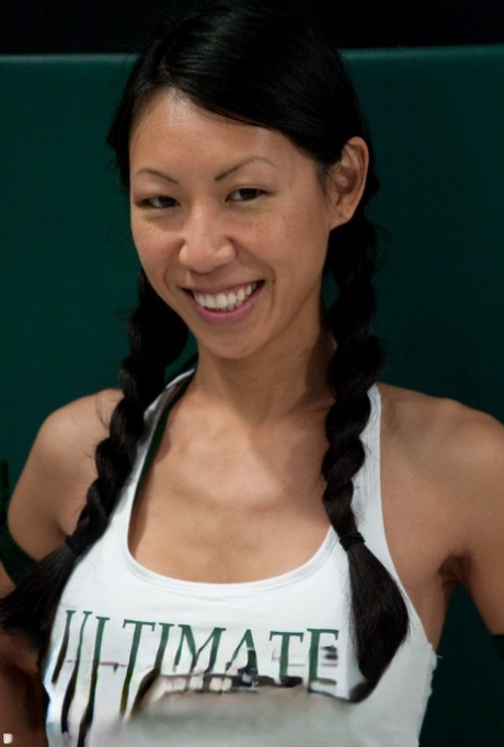 Tia Ling