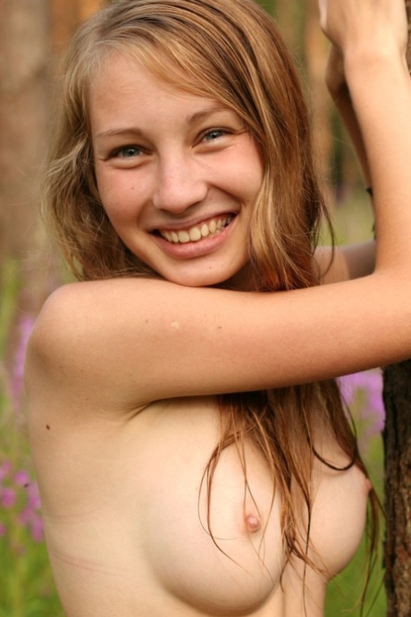 Mascha Tieken naked picture